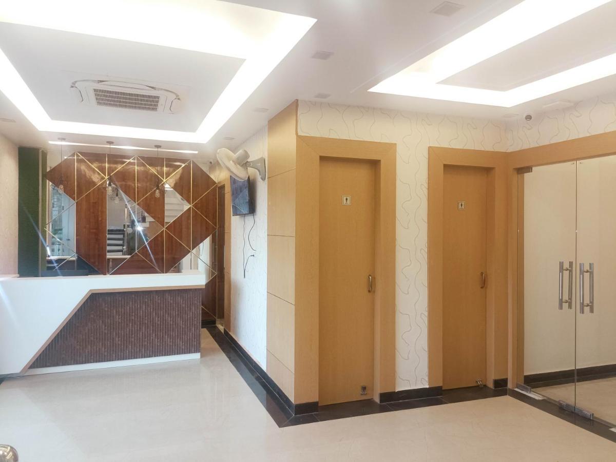 Hotel Royal Casa Lucknow Bagian luar foto