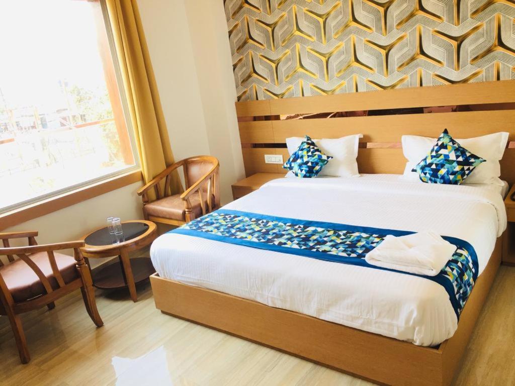 Hotel Royal Casa Lucknow Bagian luar foto