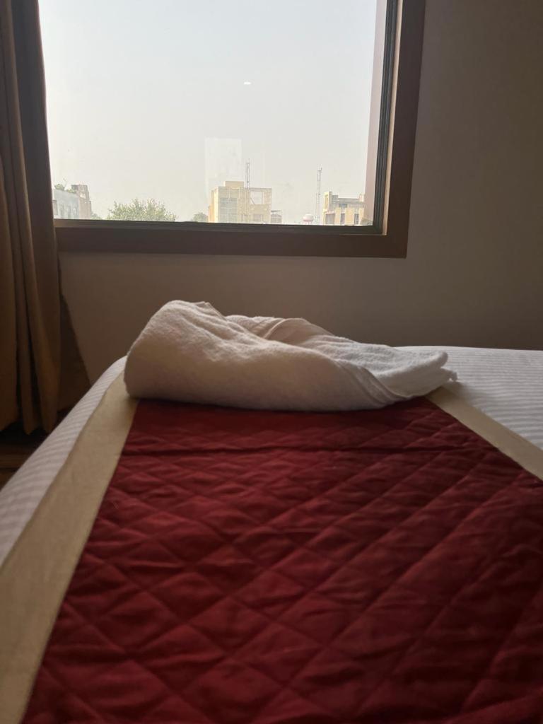 Hotel Royal Casa Lucknow Bagian luar foto