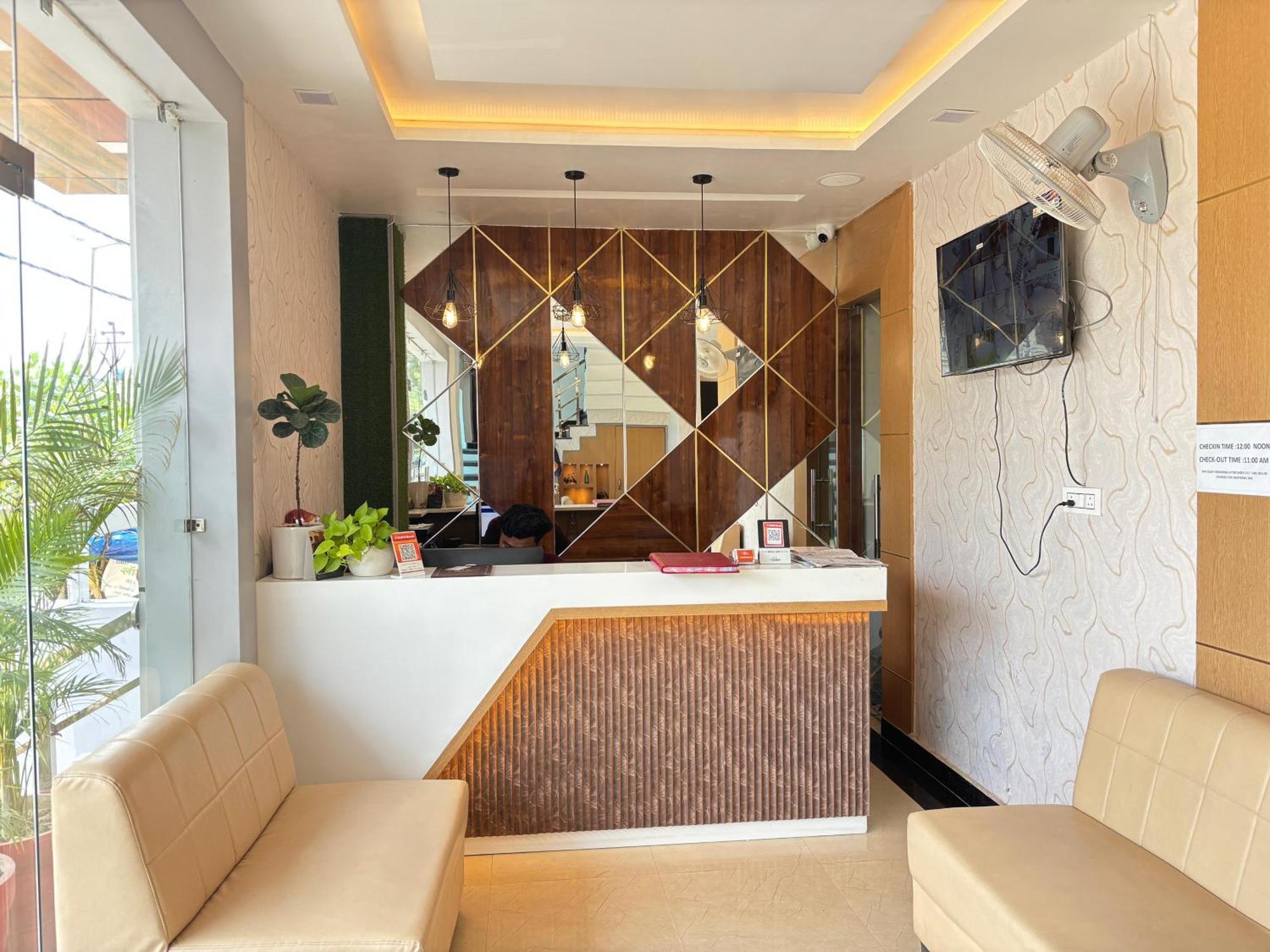Hotel Royal Casa Lucknow Bagian luar foto